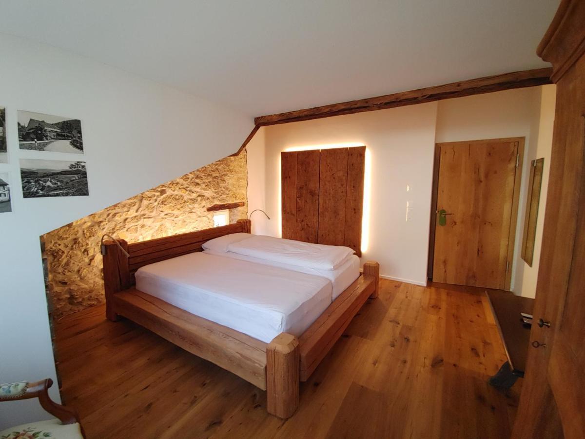 Landgasthof Roderis Nunningen Exteriör bild