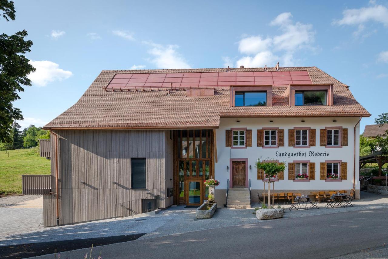 Landgasthof Roderis Nunningen Exteriör bild